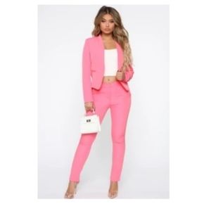 Bubble Gum Pink Blazer Set! Perfect for summer!